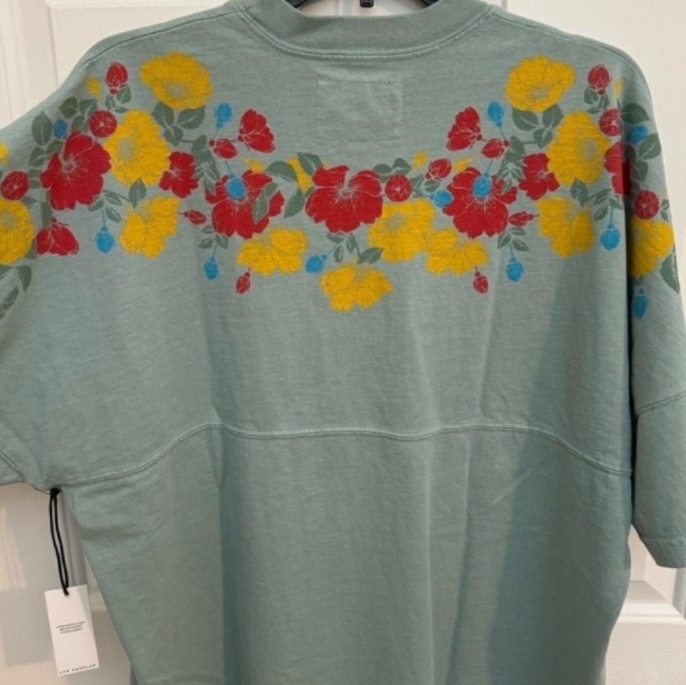 NWT Spirit Jersey Floral Tee in Green - Picture 4 of 6